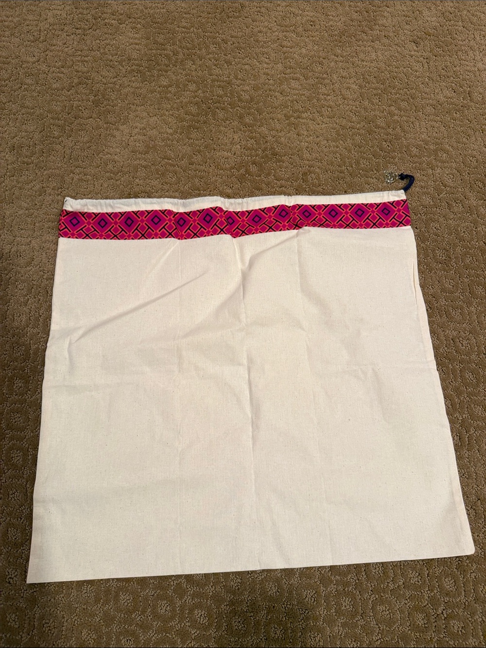 Tory Burch Cream Tote Dustbag with Pink Geometric Trim for your purse